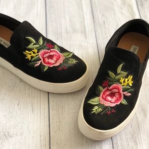 Steve Madden Garden Slip on Sneakers Floral 8